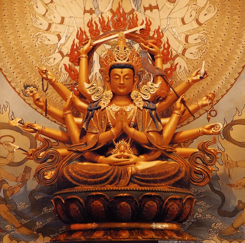 Nam mô Thất Câu Chi Phật Mẫu Ðại Thánh
Chuẩn Ðề Vương Bồ Tát