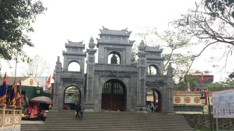 Đền Sòng Sơn – điểm đến linh thiêng nổi tiếng xứ Thanh