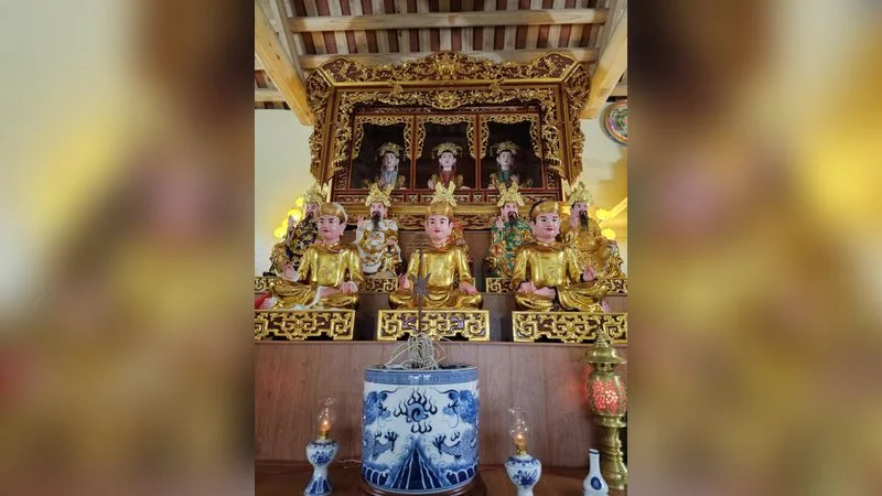 Tứ Phủ Quan Hoàng